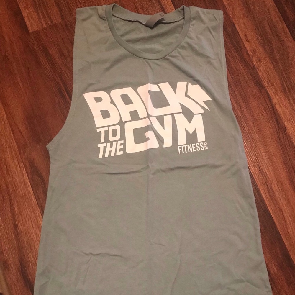 Muscle Tank / Never worn